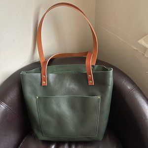 Medium Classic Forest Tote PLG